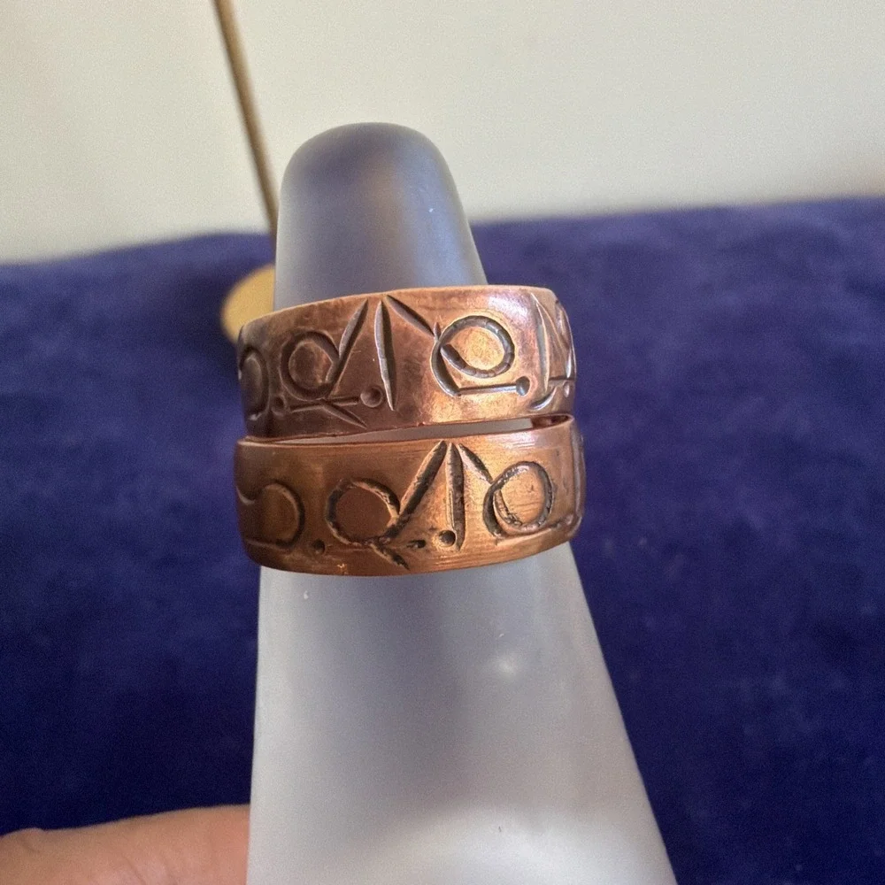 Vintage Tibetan Copper Artisan Ring Set 2 Adjustable Band Size 8 10.2g